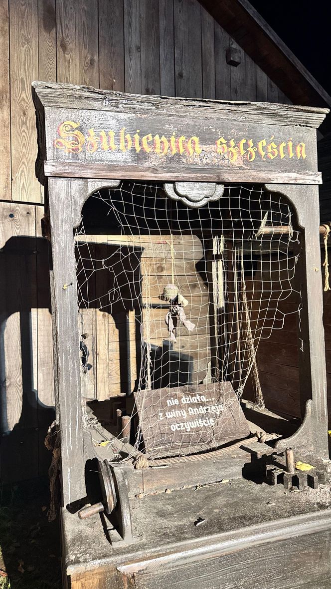 Na miejscu powitali nas sami Adamczewscy z rodziną, chłopami i Andrzejem oraz twórcy "1670"