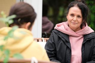 M jak miłość odc. 1709. Maja Łaniewska (Ewa Tucholska), Marysia (Małgorzata Pieńkowska)