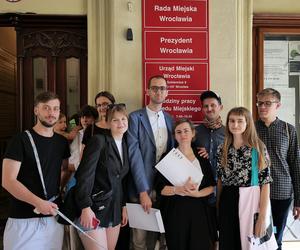 Blisko 300 architektów i osobowości świata kultury przeciw wyburzeniu Solpolu