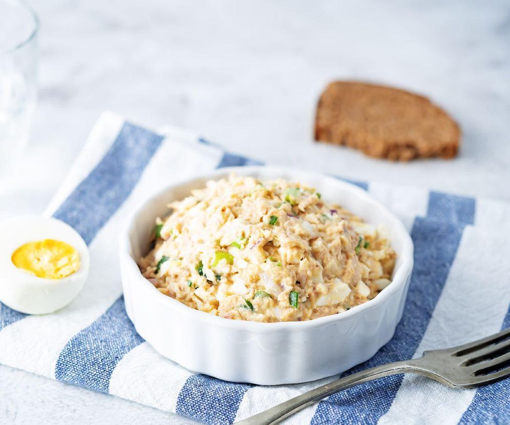 sałatka z tuńczykiem i ryżem