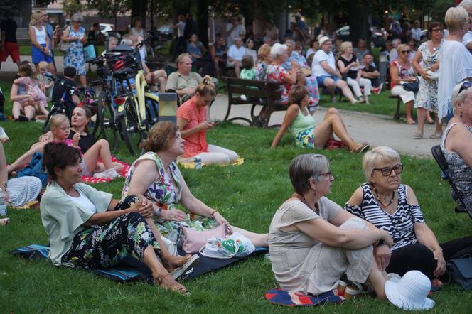 Fontanna Muzyki rozbrzmiała w centrum Bydgoszczy [ZDJĘCIA]