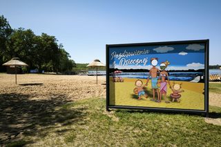 Plaża w Osiecznej przed sezonem letnim 