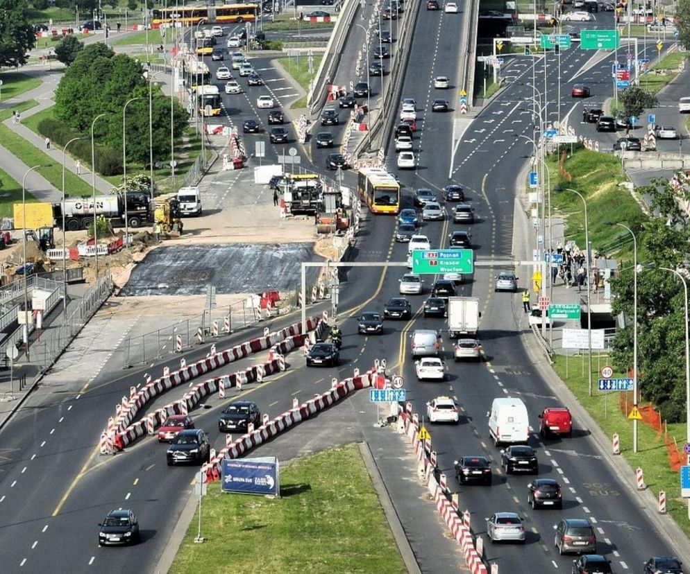 Nowa trasa tramwajowa w budowie. Będą zmiany dla kierowców na Al. Jerozolimskich