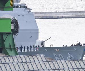 Amerykański krążownik rakietowy typu Ticonderoga USS Normandy wpłynął do portu w Gdyni