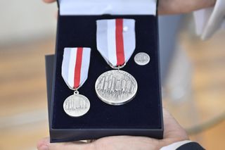 Dziennikarka Super Expressu Izabela Kraj odznaczona medalem Dumni z Powstańców