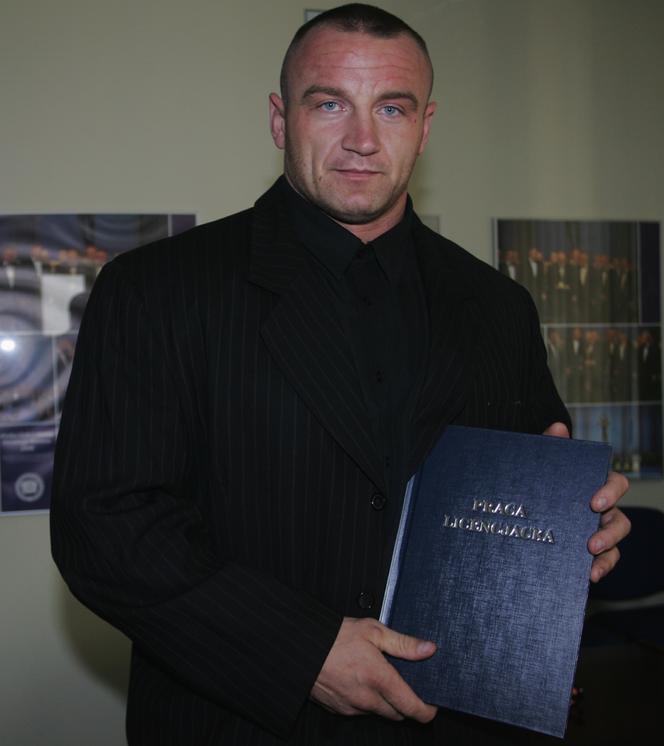 Mariusz Pudzianowski na studiach