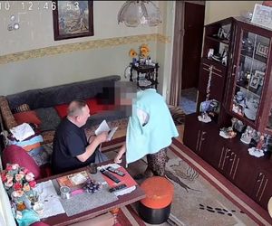 Oszust chciał okraść 86-latkę. Nie spodziewał się takiej reakcji! Wszystko się nagrało