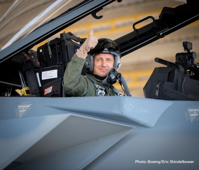 Gen Nowak w F-15EX