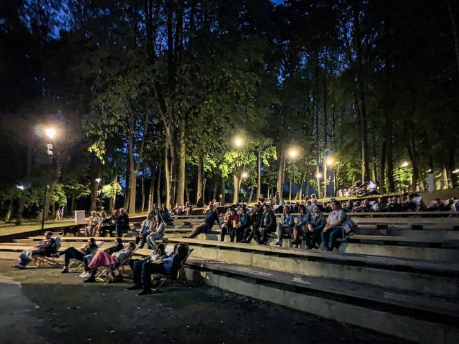 Kino na leżakach w Parku (Starachowice)