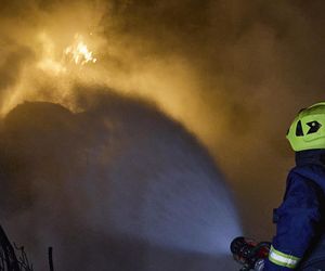 Kijów odcięty od prądu, wybuchy i pożary. Wielki atak Putina