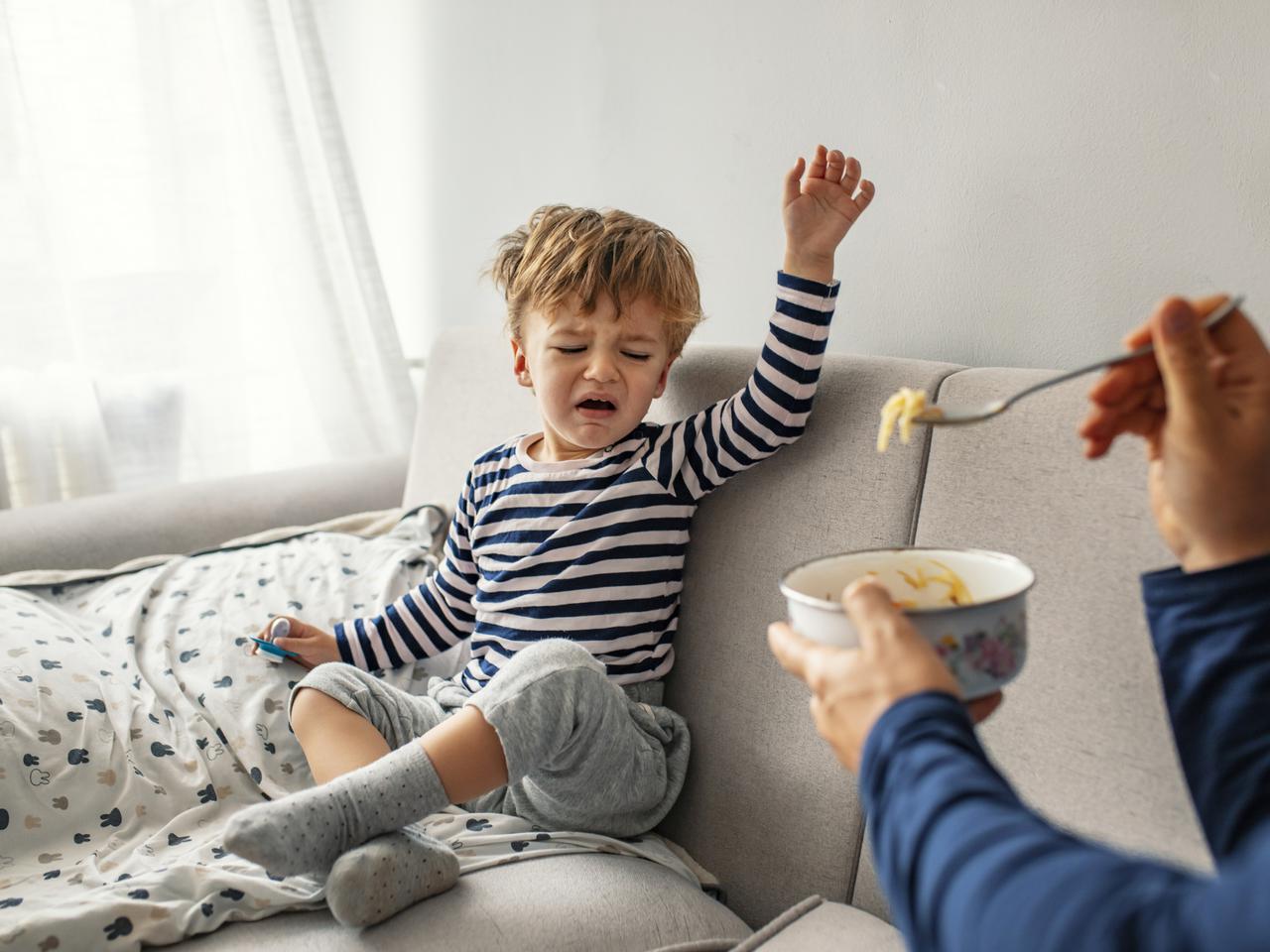Dieta przy infekcji rotawirusowej - czym karmić dziecko w czasie grypy żołądkowej?