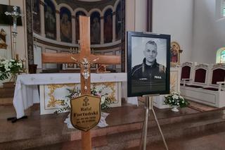 Pogrzeb podinsp. Rafała Fortuńskiego. Policjant to ofiara szaleńca ze Słupska