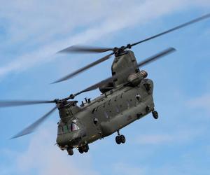Brytyjski śmigłowiec CH-47 Chinook