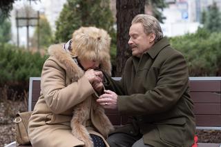 Na dobre i na złe, odcinek 731. Barbara (Agnieszka Pilaszewska), Cezary (Daniel Olbrychski)