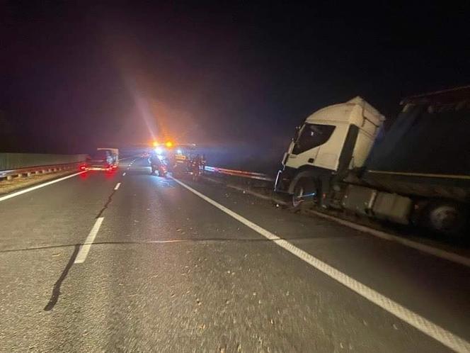 Wypadek na autostradzie A4 na wysokoaci Balic w kierunku Rzeszowa 