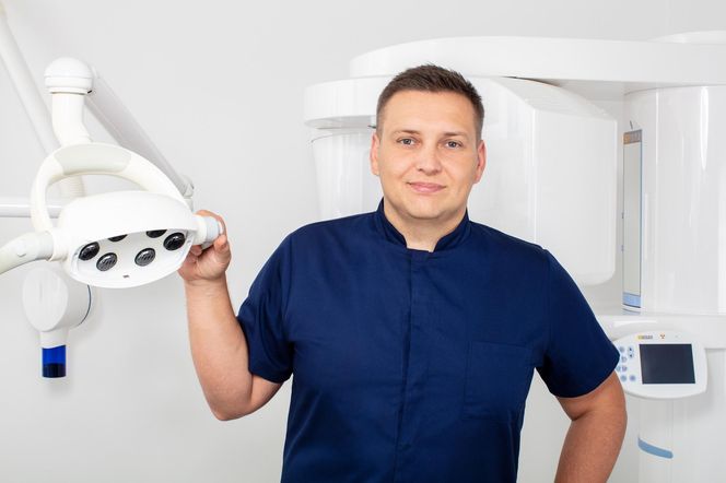 dr Kazimierz Szulist z Impladent