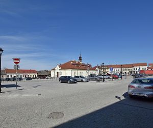 To jedno z najmniejszych miast w Małopolsce. Jedna decyzja papieża sprawiła, że stało się sławne