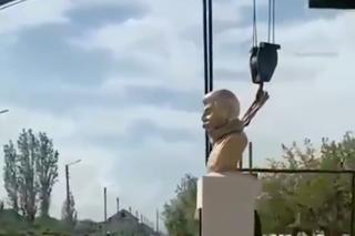 Komuniści postawili pomnik Stalinowi. Po kilku dniach miasto go usunęło 