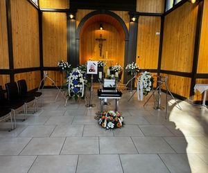 Nie żyje Jacek Wójcik. Pogrzeb ulubieńca widzów z ‘Królowych życia