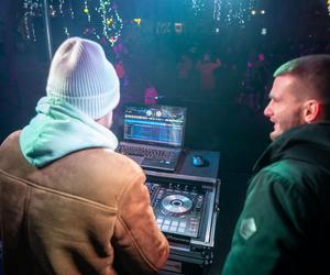 Zabawę w Łukowie poprowadzili lokalni DJ-e: Kowal i Smyku tworzący formację „House All The Time”