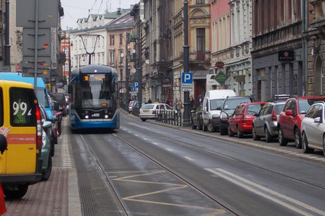 Tramwaje pojadą szybciej przez ul. Długą? Szykują się zmiany [AUDIO]