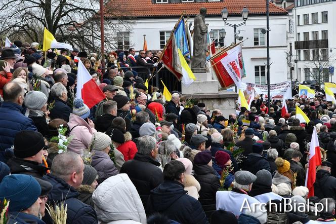 Marsz Papieski w Białymstoku. Było 4 tysiące osób. 2 kwietnia 2023