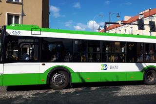 Pasażerowie nie mieścili się do autobusu nr 100. Zmiana rozkładu na trasie Białystok-Wasilków