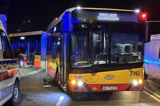 Autobus miejski huknął w 9-latka na rowerze. Chłopiec trafił do szpitala