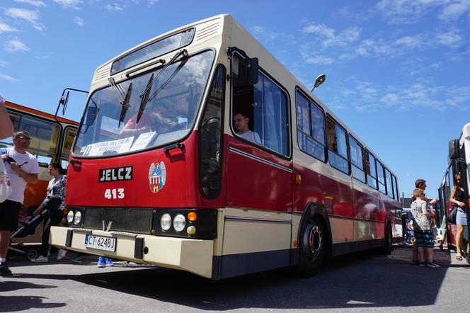 Zlot zabytkowych autobusów 2022 w Bydgoszczy [ZDJĘCIA] 