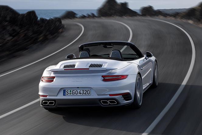 Porsche 911 Turbo i Turbo S - więcej mocy, więcej gadżetów 