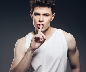 Eurowizja 2025: Cypr - Theo Evan