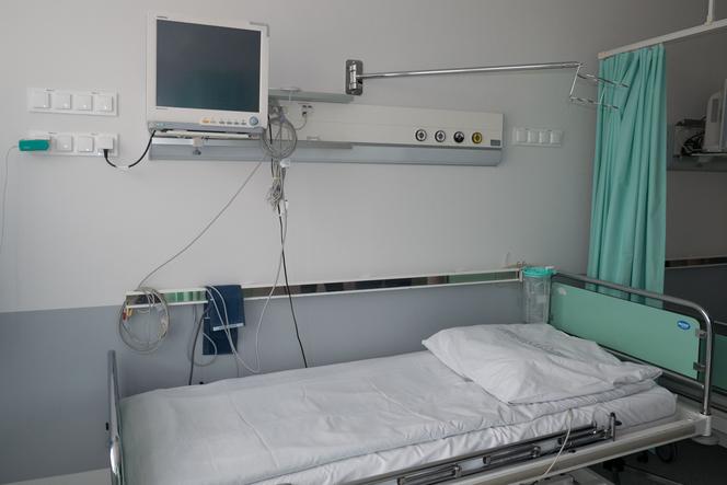 Łódzkie: W szpitalach z COVID-19 leży ponad półtora tysiąca chorych! Co się dzieje z liczbą hospitalizacji? 