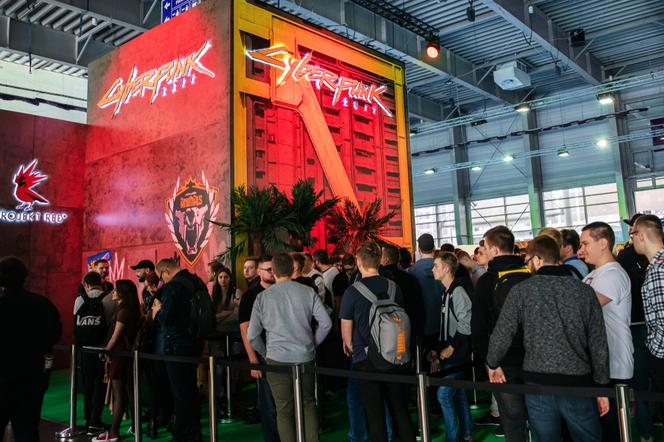 CD Projekt RED zarobi miliardy na Cyberpunku 2077 pomimo wpadek. 24 mln sprzedanych egzemplarzy w rok