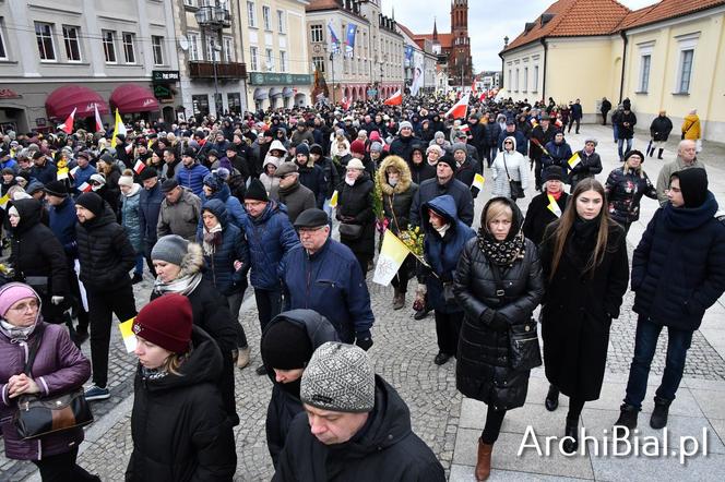 Marsz Papieski w Białymstoku. Było 4 tysiące osób. 2 kwietnia 2023