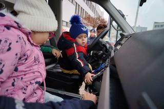 Policjanci z Bydgoszczy spełnili marzenie chorego na nowotwór Natanka! Piękny gest [ZDJĘCIA] 