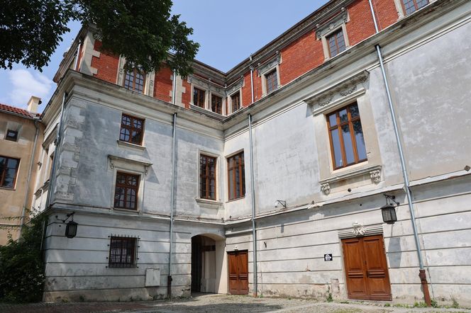 Taras widokowy na placu im. Jerzego Giedroycia w Lublinie