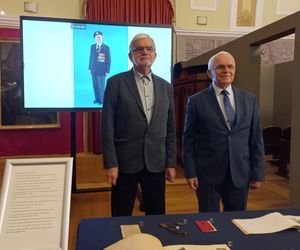 Wojenne pamiatki po Antonim Firleju w Muzuem Okręgowym w Lesznie. Był żołnierzem Dywizji Generała Maczka