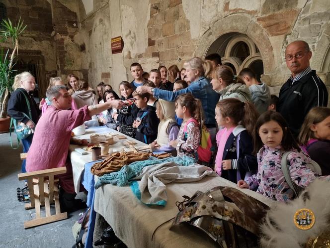 Jedenasty festyn historyczny „Mnisi i Hutnicy”. Opactwo Cystersów tętniło życiem