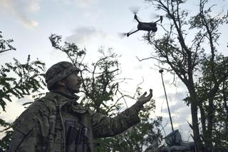 „Rewolucja dronowa” a współczesne pole walki. Wojna w Ukrainie nie jest pierwszą wojną dronów