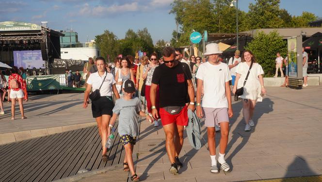 Olsztyn Green Festival 2024. Tłumy na plaży miejskiej. Zobacz zdjęcia z drugiego dnia!