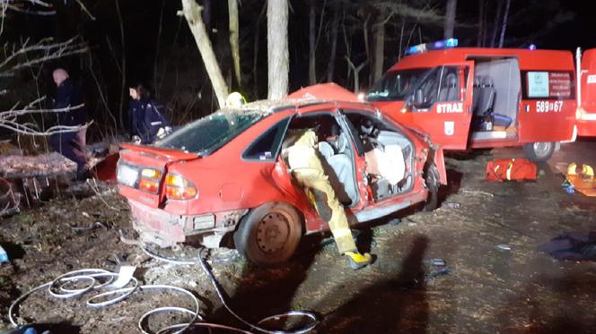 Koszmarny wypadek we Florentynowie pod Zgierzem. 23-latka w ciężkim stanie