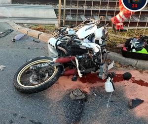 Poważny wypadek na Mokotowie. Motocyklista w szpitalu