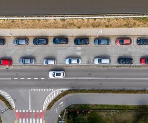 Nowy parking przy stacji kolejowej w Zielonce