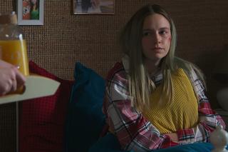 Barwy szczęścia, odcinek 2820: Agata (Natalia Zambrzycka), Kama (Natalia Jędruś) 