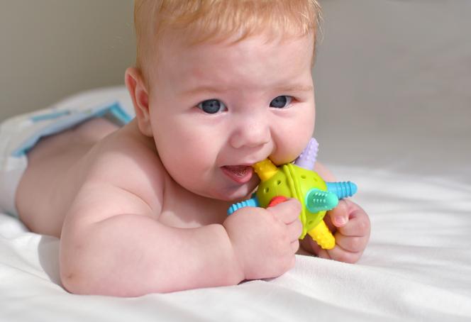 Rozgryźć ząbkowanie czyli co powinnaś wiedzieć o ząbkowaniu niemowlaka