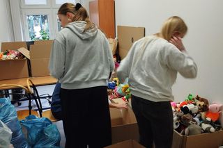 Przeworskie dzieci wysłały misie do Kamerunu.