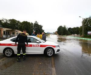 Ulewy uderzają w kolejne miejscowości. Lubrza i Chałupki zalane