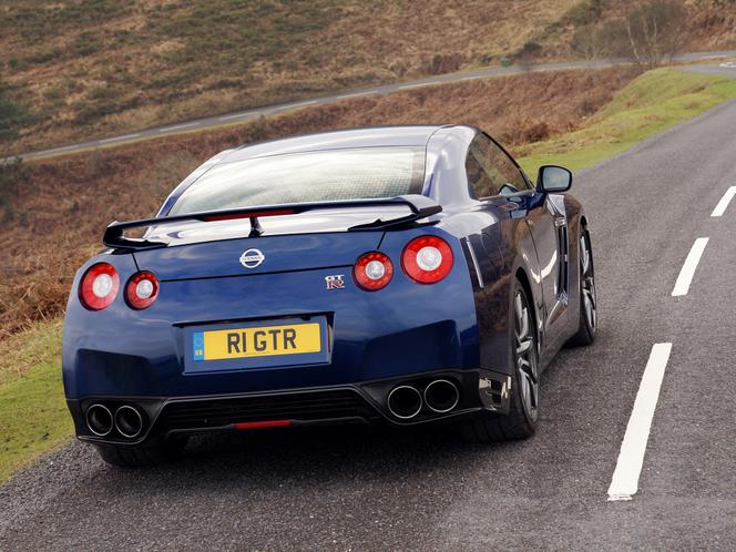 Nissan GT-R