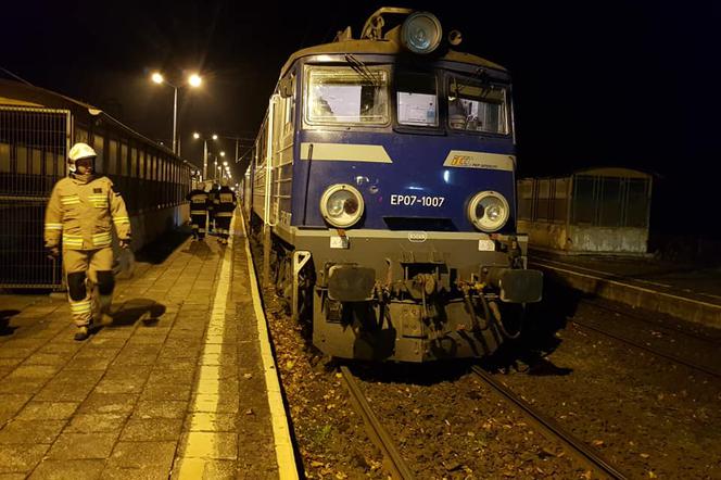 Pożar lokomotywy na dworcu w Jastrowiu! Jedna osoba poszkodowana