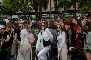   Kortowiada 2024. Parada Wydziałów przeszła ulicami miasta. Studenci tłumnie wzięli udział w imprezie [ZDJĘCIA]